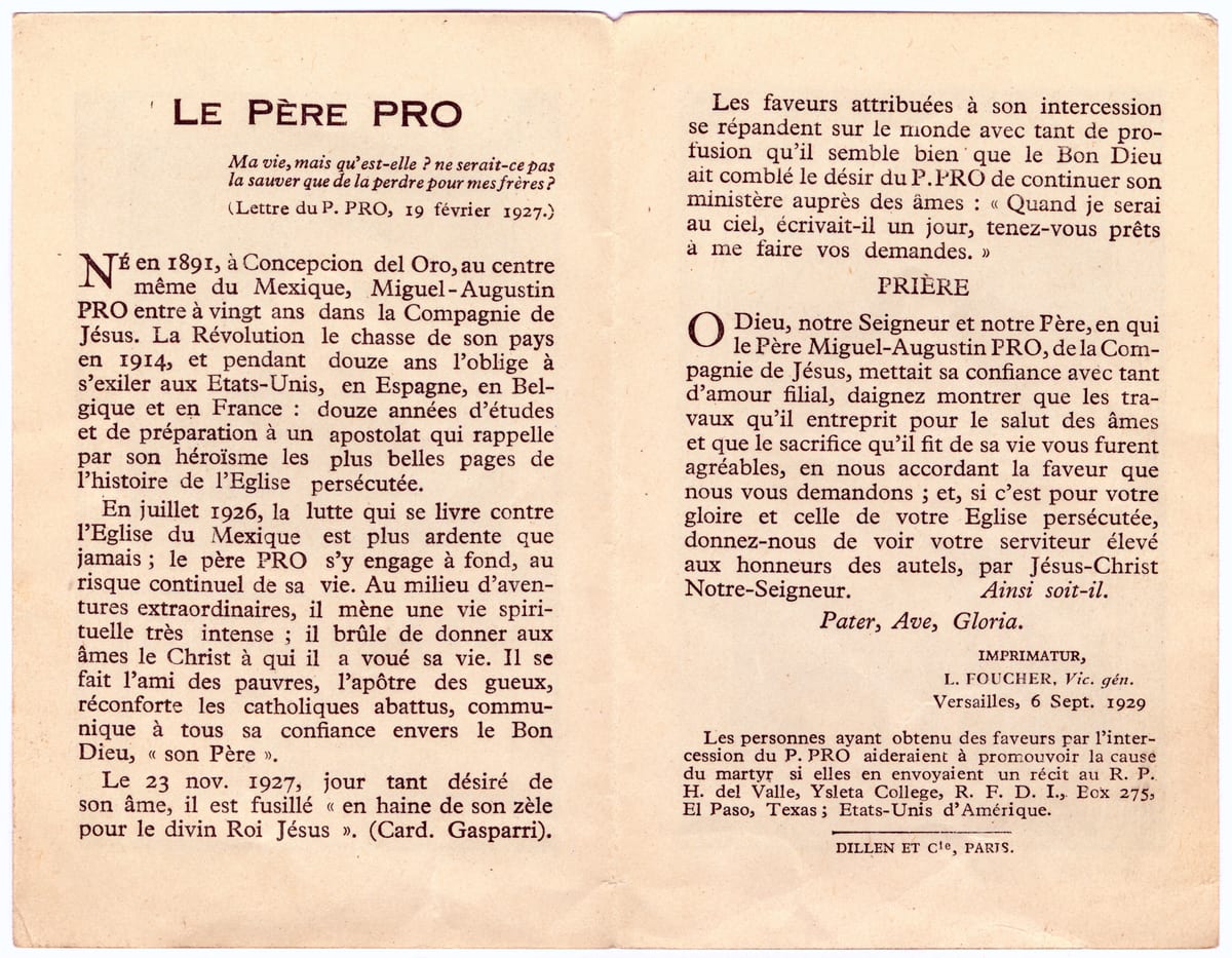 The open inside of a French holy card from 1929 AD, with a short printed life of Father Pro on the left and a prayer for his beatification on the right.